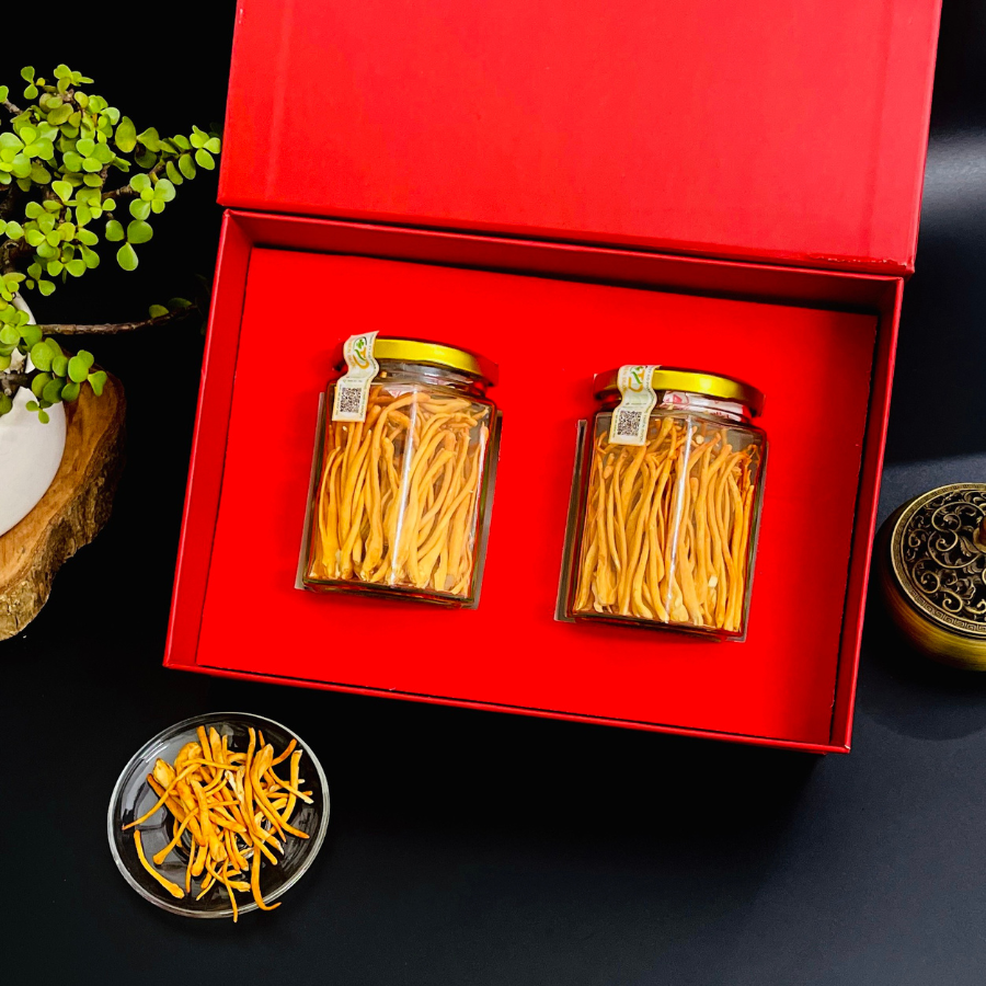 dong-trung-ha-thao-say-kho-dang-qua-the