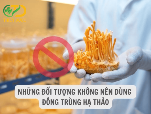 Nhung-ai-khong-nen-dung-dong-trung-ha-thao