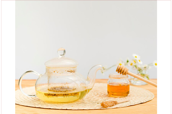 dong-trung-ha-thao-ket-hop-voi-mat-ong